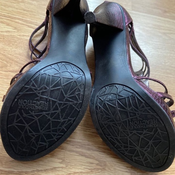 NWOT Kenneth Cole reaction sandals - Picture 2 of 5